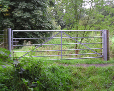 five bar metal gate